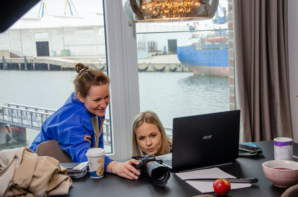 WISMAR an der OSTSEE: STARTER Fotoworkshop People und Portraits - natürliches Licht - Aufsteckblitz - Reflektor ua. 2024 - 2 bis 3 Modelle